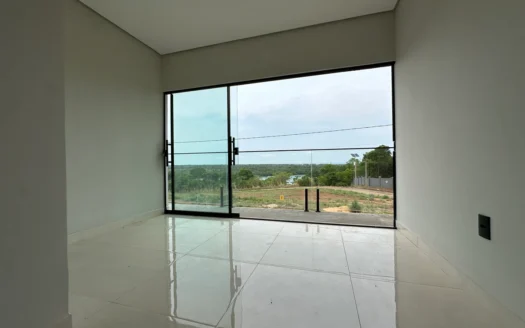 Sobrado de 4 Quartos 1503 Sul