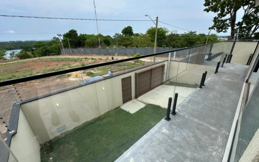 Sobrado de 4 Quartos 1503 Sul