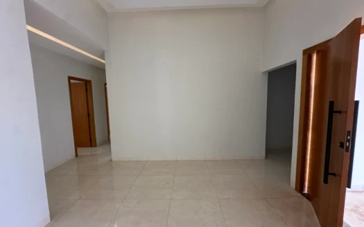 Sobrado de 4 Quartos 1503 Sul