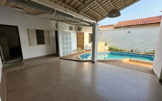 Sobrado com 5 Suítes