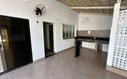 Sobrado com 5 Suítes