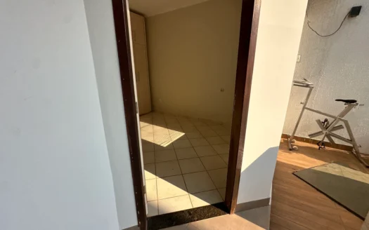 Sobrado com 5 Suítes