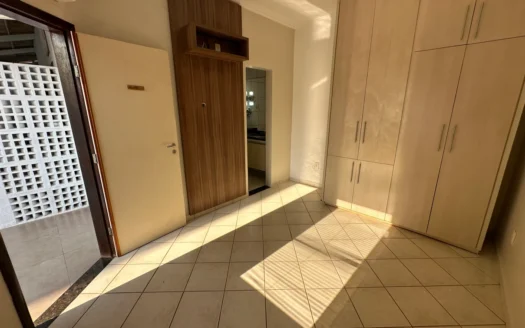 Sobrado com 5 Suítes