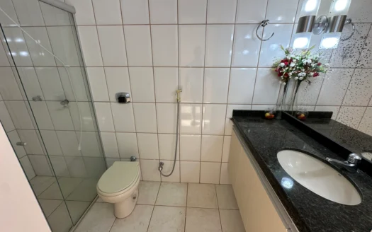 Sobrado com 5 Suítes