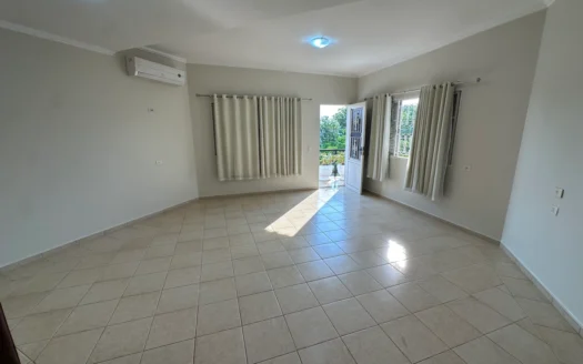 Sobrado com 5 Suítes