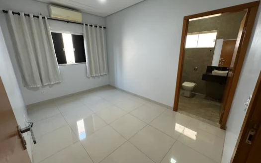 Sobrado com 5 Quartos