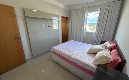 Apartamento com 3 Quartos