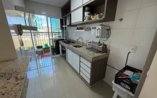 Apartamento com 3 Quartos