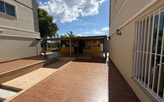 Apartamento com 3 Quartos