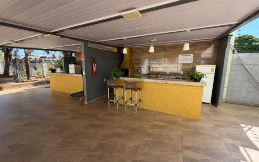 Apartamento com 3 Quartos