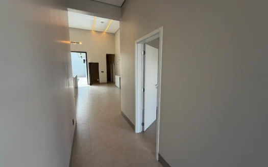 Casa Alto Padrão de 3 Suítes