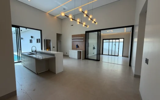 Casa Alto Padrão de 3 Suítes