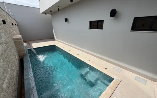 Casa Alto Padrão de 3 Suítes