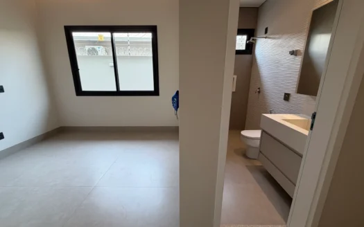 Casa Alto Padrão de 3 Suítes