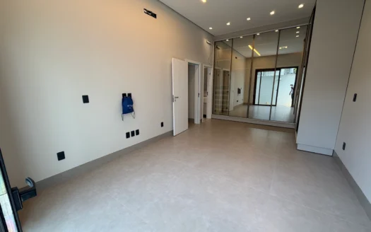 Casa Alto Padrão de 3 Suítes