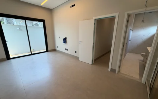 Casa Alto Padrão de 3 Suítes