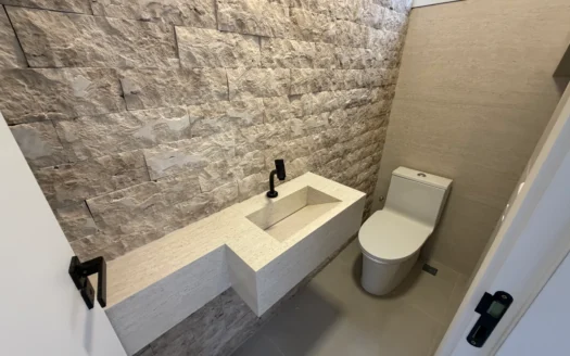 Sobrado Novo de 3 Suítes