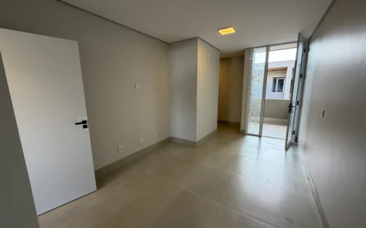 Sobrado Novo de 3 Suítes