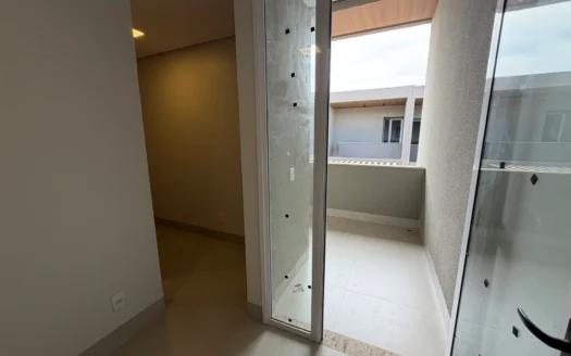 Sobrado Novo de 3 Suítes