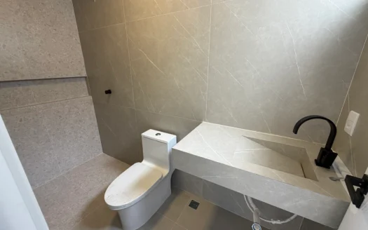 Sobrado Novo de 3 Suítes