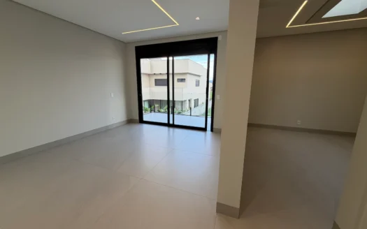 Sobrado com 5 Suítes