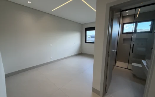 Sobrado com 5 Suítes