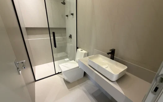 Sobrado com 5 Suítes