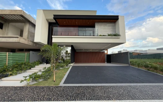 Sobrado com 5 Suítes