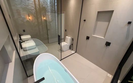 Sobrado com 5 Suítes