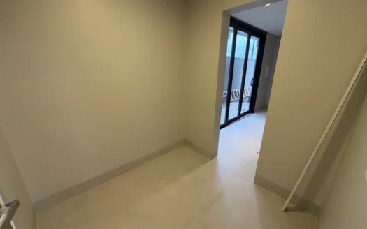 Casa Alto Padrão de 4 Suítes