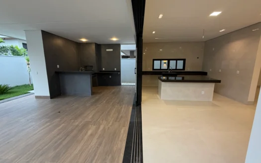 Sobrado com 4 Suítes