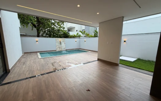 Sobrado com 4 Suítes