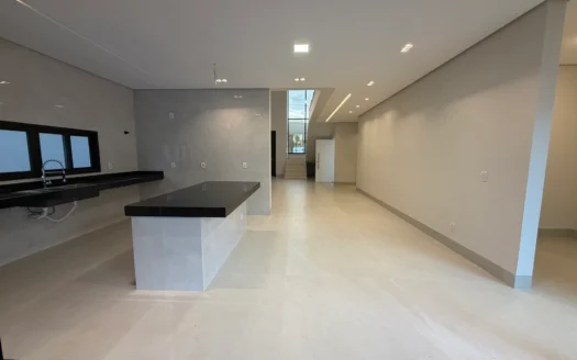 Sobrado com 4 Suítes