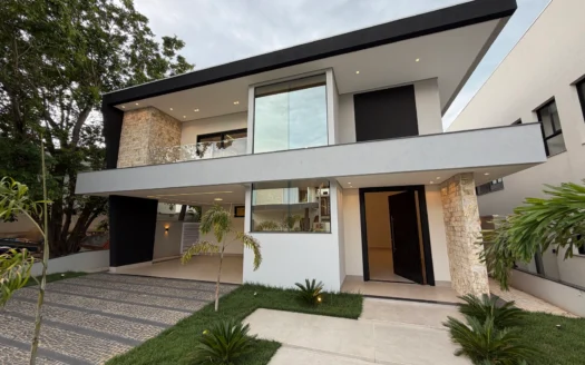 Sobrado com 4 Suítes