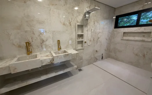 Sobrado com 4 Suítes