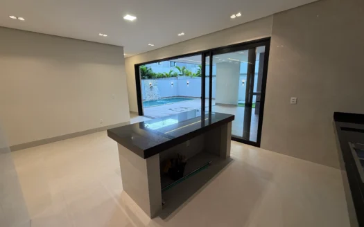 Sobrado com 4 Suítes