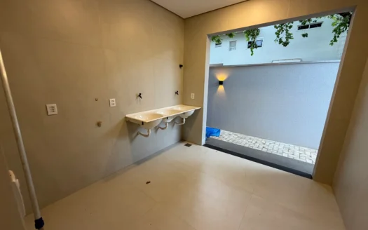 Sobrado com 4 Suítes