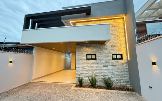 Casa de 3 Suítes Plenas