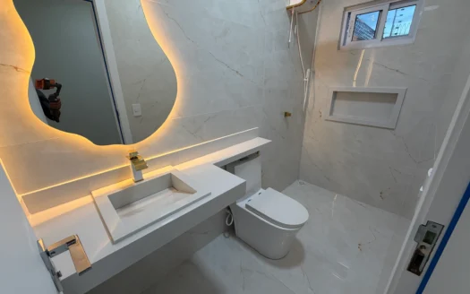 Casa com 3 Suítes Plenas