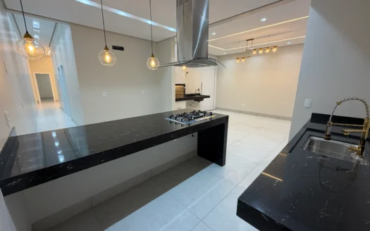 Casa com 3 Suítes Plenas