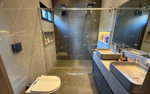 Casa Mobiliado 3 Suítes