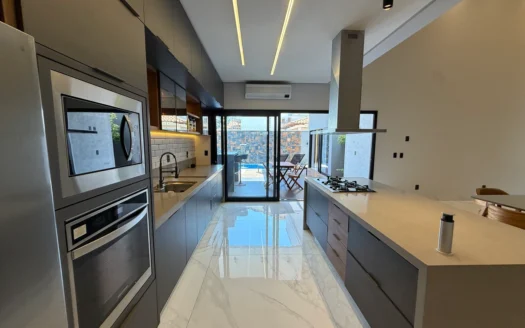 Casa Mobiliado 3 Suítes