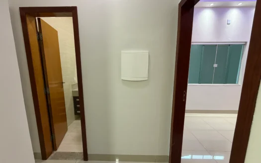 Casa de 3 Quartos  (1 suíte)