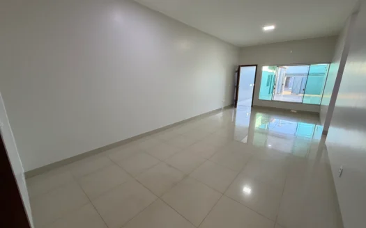 Casa de 3 Quartos  (1 suíte)