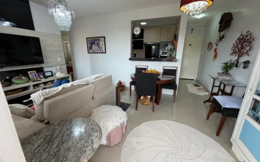 Apartamento com 3 Quartos