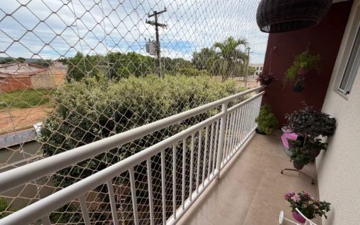 Apartamento com 3 Quartos