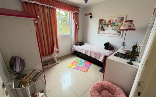 Apartamento com 3 Quartos