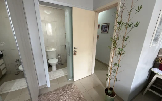 Apartamento com 3 Quartos