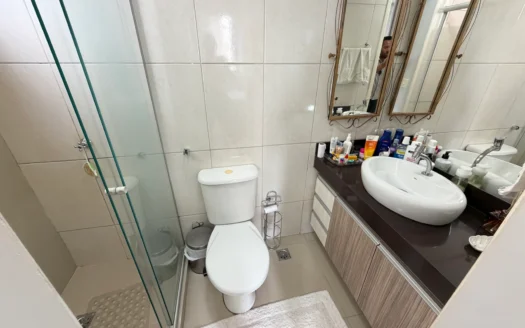 Apartamento com 3 Quartos