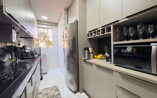 Apartamento com 3 Quartos